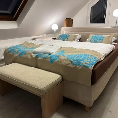 Apartmán Gato Jenisov