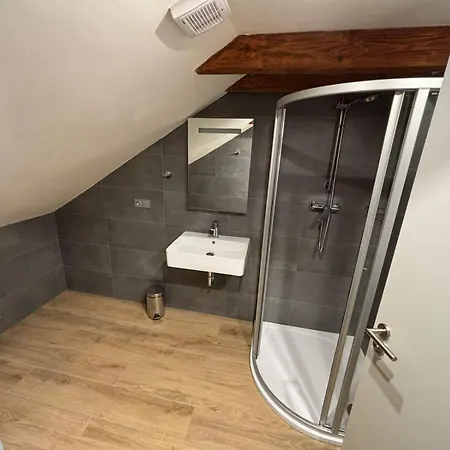 Apartmán Gato Jenisov *