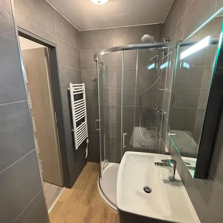 Gato Jenisov Apartmán *