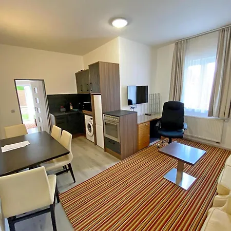 Gato Jenisov Appartement